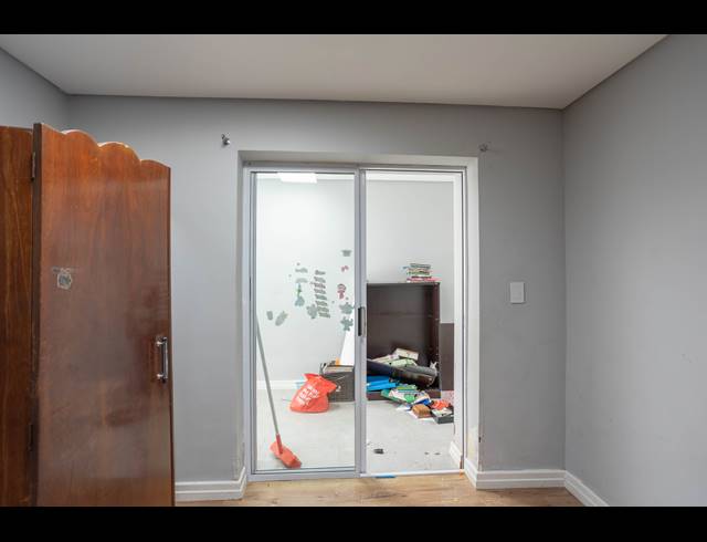 2 BEDROOM FREEHOLD FOR SALE IN WYNBERG